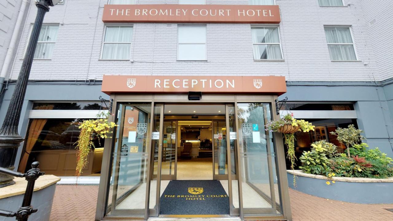 Bromley Court Hotel London Exterior foto